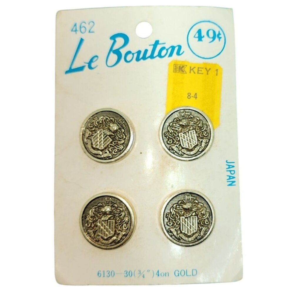 Vintage Le Bouton Japan Made Gold Coat of Arms Buttons 4-3/4'' Round On Card